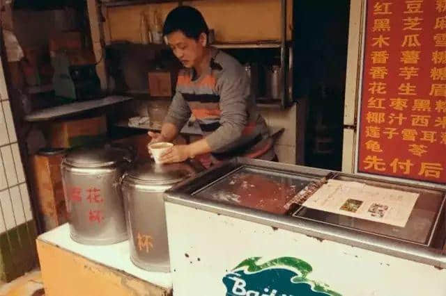 点先算老字号?糖水除咗甜味,仲要加啲人情味…… 点先算老字号?糖水除咗甜味,仲要加啲人情味……