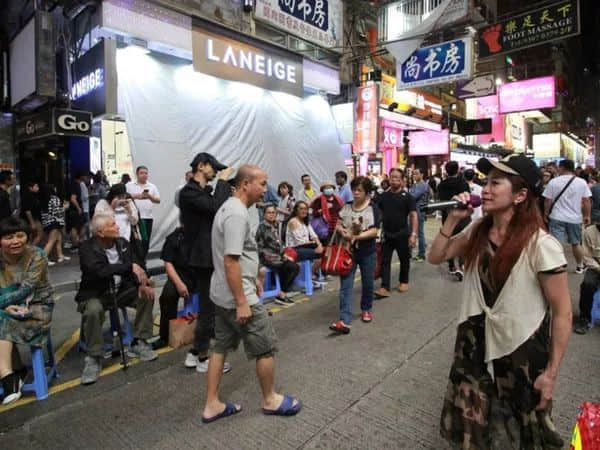 在香港，有条万人朝圣的街即将被“杀”