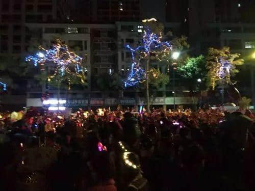 原来“行通济”，即系人人攞住风车嘅体育西