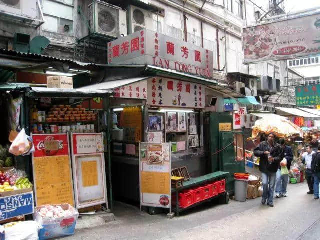 你食嘅究竟系「大牌档」定「大排档」? 你食嘅究竟系「大牌档」定「大排档」?