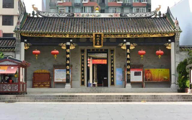 粤俗悦画：陆荣廷睇相
