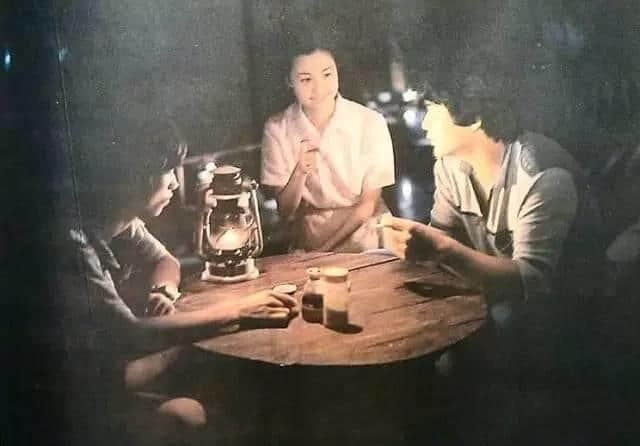 呢部系最早期嘅关于广州青年嘅电影，100%取景于广州！