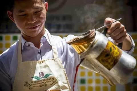 丝袜奶茶嘅丝袜系咩回事？点先算正宗？