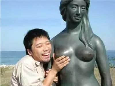 包呕血嘅办公室规定，睇下你公司有冇 ?