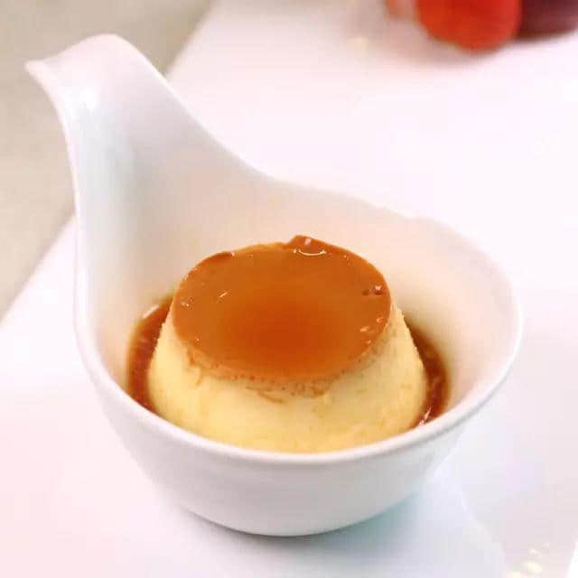 今日究竟系边个生日?大家都要畀足面佢? 今日究竟系边个生日?大家都要畀足面佢?