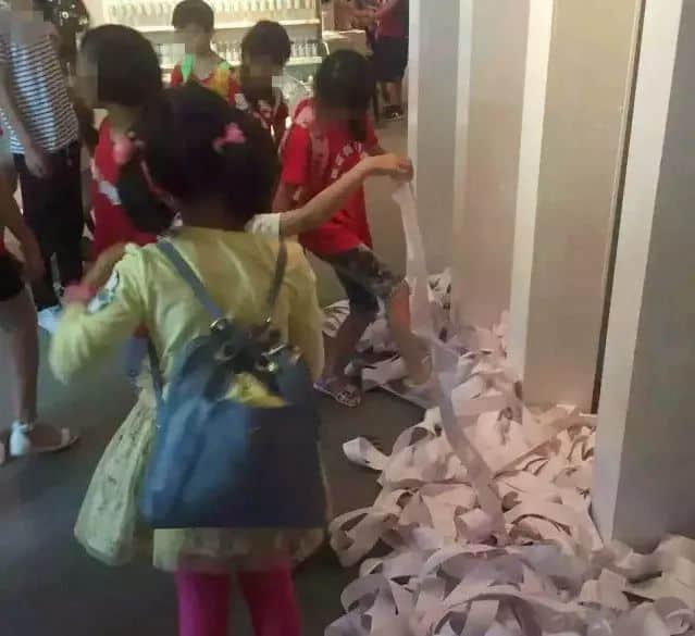 广美毕业展又叒叕有展品被偷，广州人离文明观展还有多远？