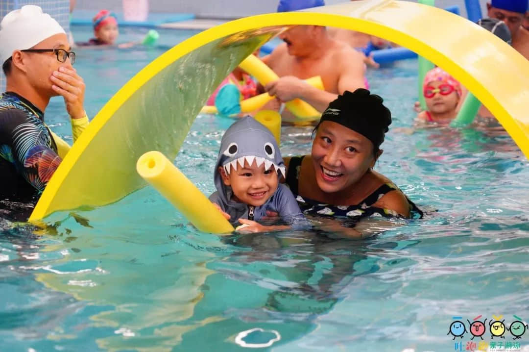 Let's go swimming | 吐泡泡2.0与您共筑水育梦 Let's go swimming | 吐泡泡2.0与您共筑水育梦