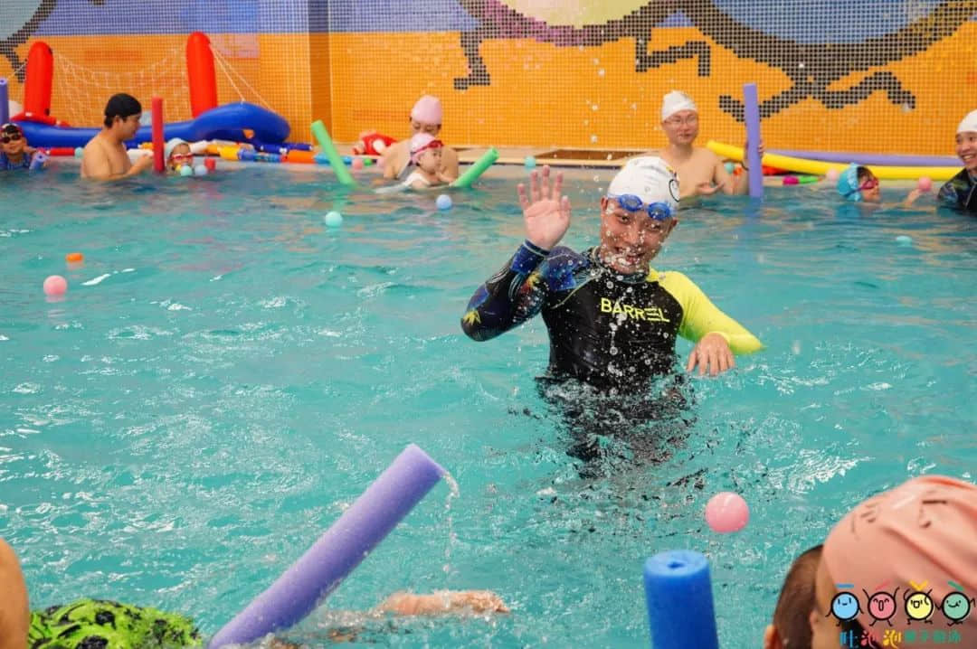 Let's go swimming | 吐泡泡2.0与您共筑水育梦 Let's go swimming | 吐泡泡2.0与您共筑水育梦
