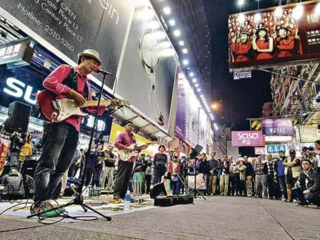 在香港，有条万人朝圣的街即将被“杀”