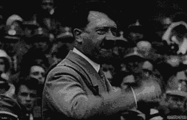 希特勒是如何给德国民众洗脑的？