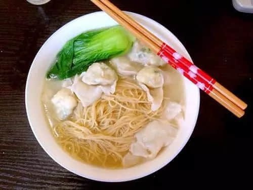 TVB专注煮面20年,今日我哋终于查出佢煮咩面! TVB专注煮面20年,今日我哋终于查出佢煮咩面!