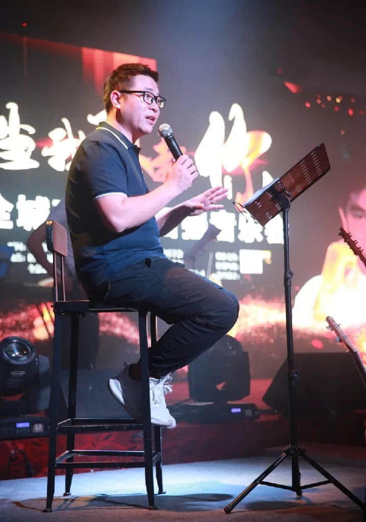 穿越半世纪的歌声——怀念陈百强 穿越半世纪的歌声——怀念陈百强