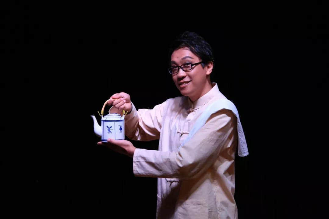 富贵哥:被誉为为“广州周星驰” 富贵哥:被誉为为“广州周星驰”