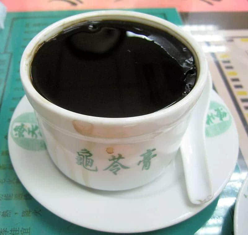 广东龟苓膏：你以为它是凉粉，其实它是凉茶！