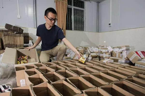 是谁在杀死广州实体店? 是谁在杀死广州实体店?