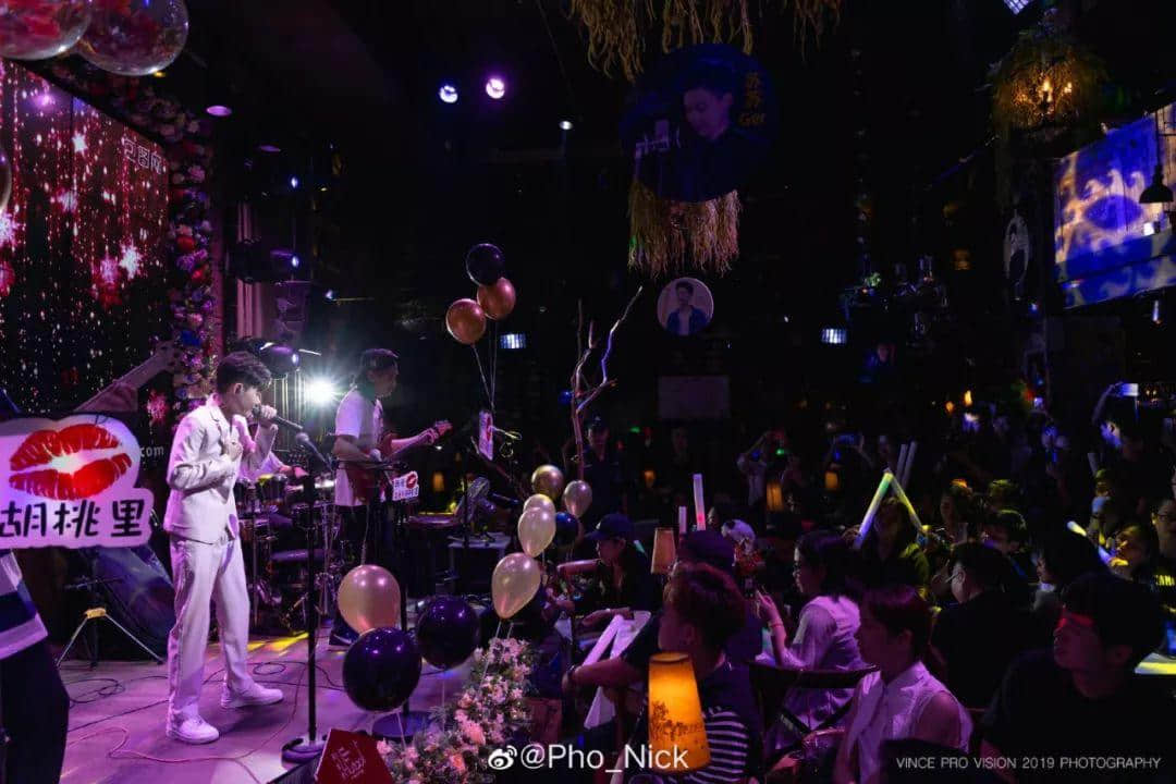 等来夏天的本土livehouse，终究敌不过音乐餐吧