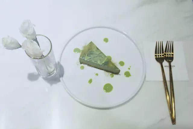 【欣知食】| 大理石竟然能吃?在《柏拉图的理想国》,没什么不可能 【欣知食】| 大理石竟然能吃?在《柏拉图的理想国》,没什么不可能