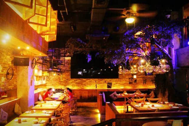 【欣知食】︱酸菜、红椒与鲈鱼的《三国演义》 【欣知食】︱酸菜、红椒与鲈鱼的《三国演义》