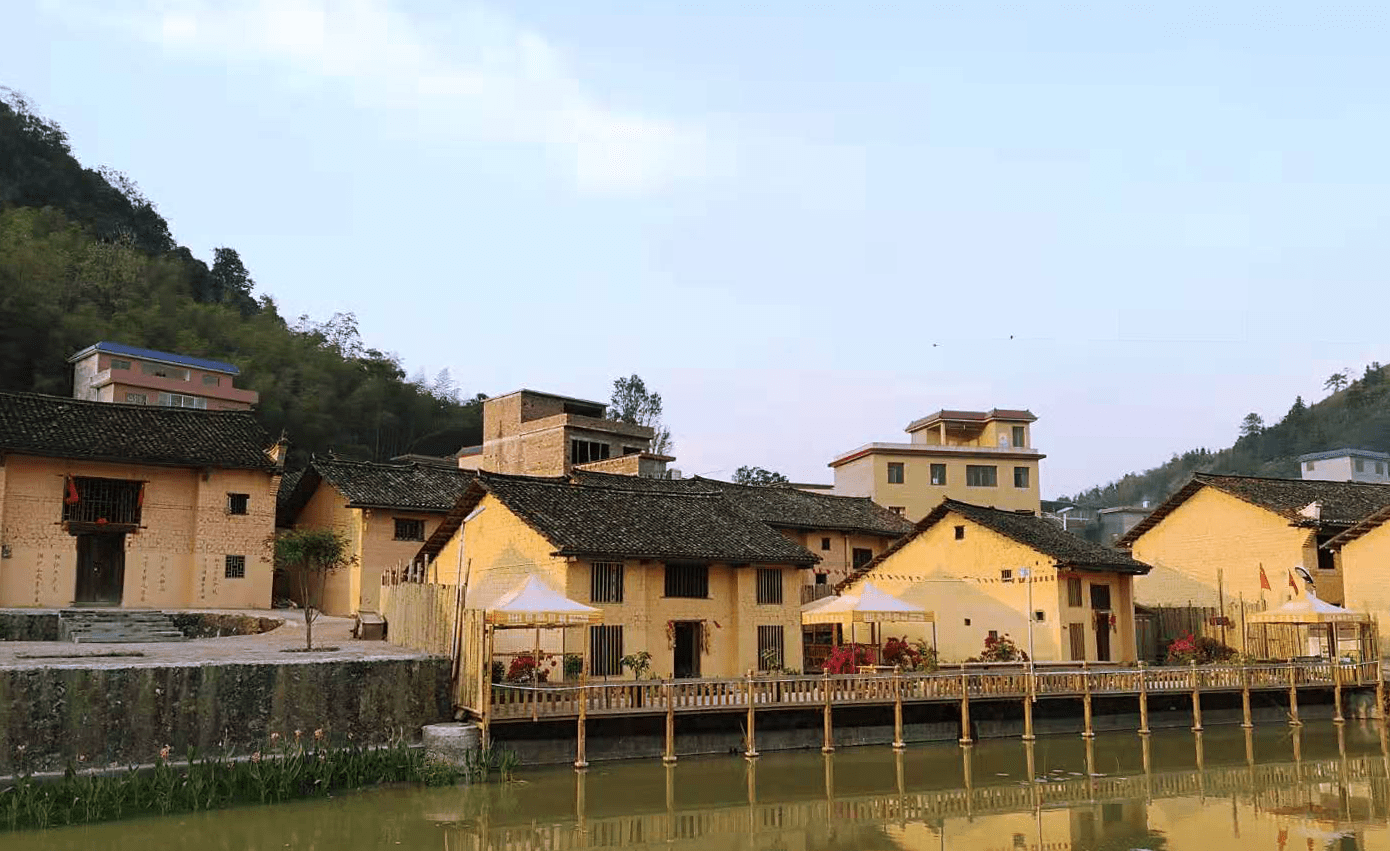 湖南中烟倾情帮扶东源村,开创"品牌英雄联盟 精准扶贫"新模式