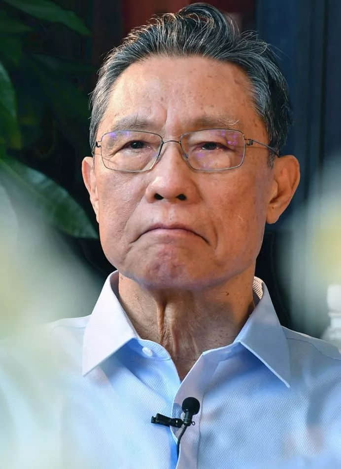毕业季丨朱国华:如果外部环境期待我们撒谎,我们至少保持沉默 毕业季丨朱国华:如果外部环境期待我们撒谎,我们至少保持沉默