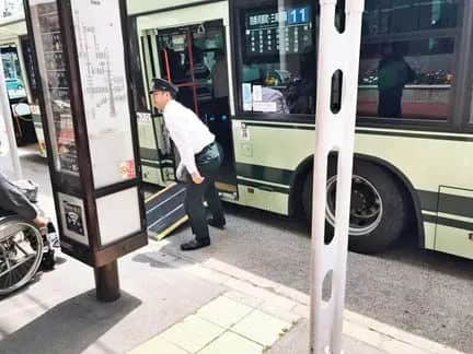 越来越年轻的广州,还容得下175万老人吗? 越来越年轻的广州,还容得下175万老人吗?