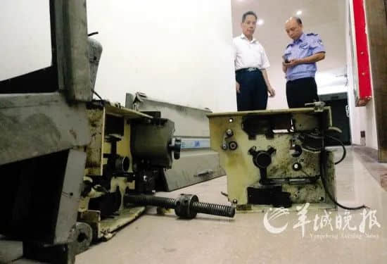 金声电影院即将沦为停车场?一场迟到10年的死刑...... 金声电影院即将沦为停车场?一场迟到10年的死刑......