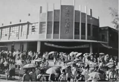 金声电影院即将沦为停车场?一场迟到10年的死刑...... 金声电影院即将沦为停车场?一场迟到10年的死刑......