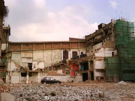 金声电影院即将沦为停车场?一场迟到10年的死刑...... 金声电影院即将沦为停车场?一场迟到10年的死刑......