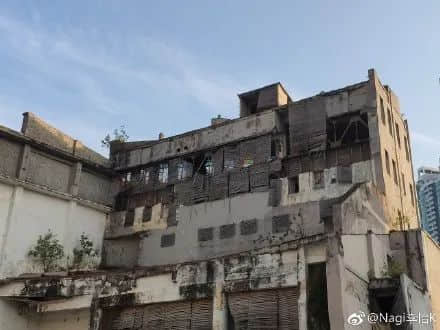 金声电影院即将沦为停车场?一场迟到10年的死刑...... 金声电影院即将沦为停车场?一场迟到10年的死刑......