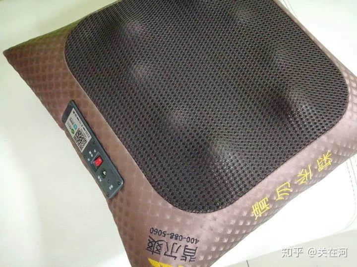 “为年会奋不顾身的我,穿上了老婆的蓬蓬裙......” “为年会奋不顾身的我,穿上了老婆的蓬蓬裙......”