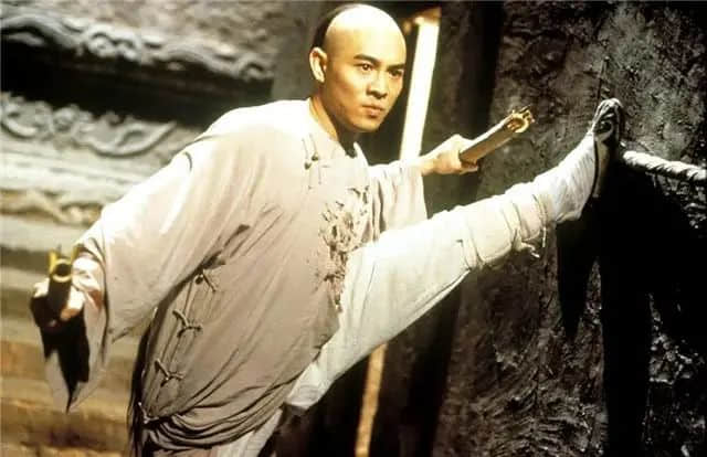 中年丧妻、老年丧子、没钱下葬……还原真实的黄飞鸿 中年丧妻、老年丧子、没钱下葬……还原真实的黄飞鸿