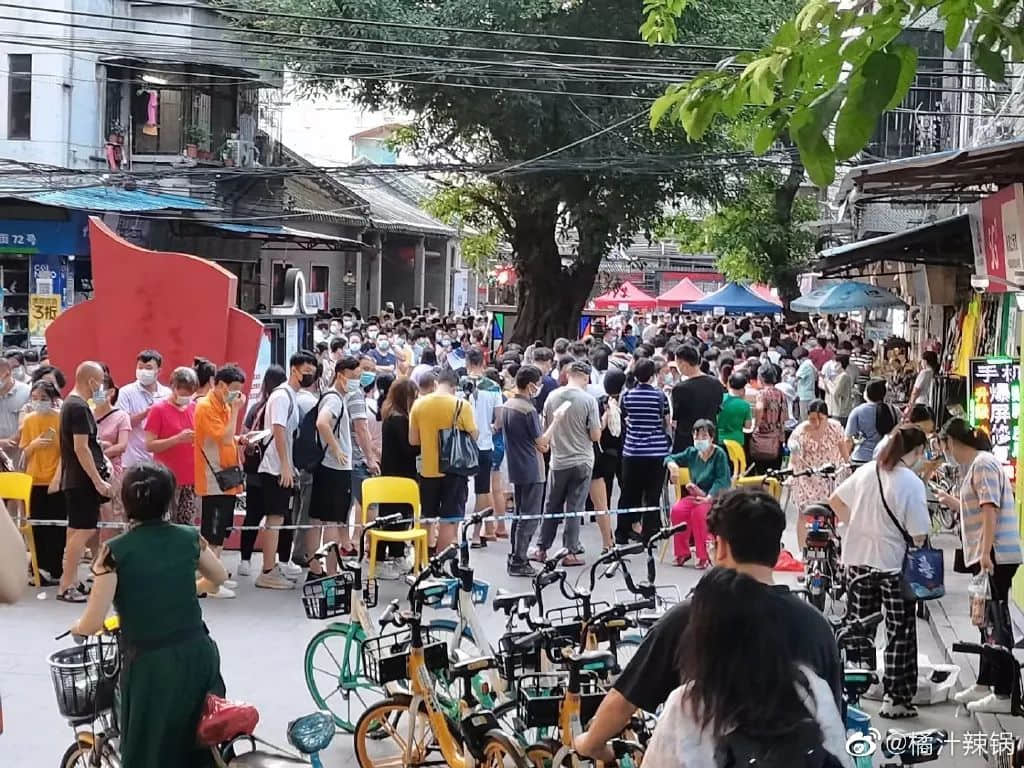 昨夜奇迹,上下九重现人山人海光辉岁月!? 昨夜奇迹,上下九重现人山人海光辉岁月!?