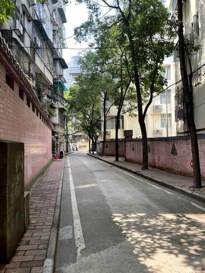 梅东路：把铁路变成三层大马路