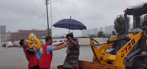 七省驰援！河南暴雨救援电话+紧急求助通道，请扩散！