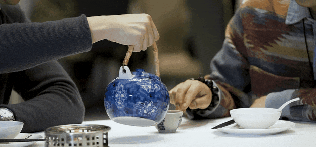 “得闲饮茶”这件事,对广东人而言有多重要? “得闲饮茶”这件事,对广东人而言有多重要?