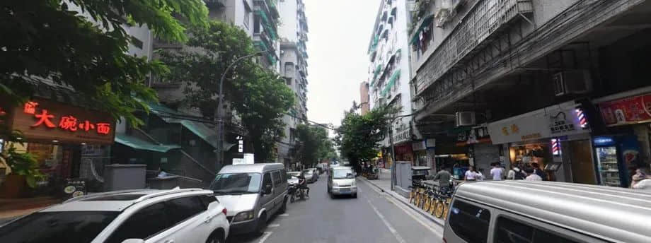 历史上总有些人不怕斩头，纸行街的黄衷就是一个
