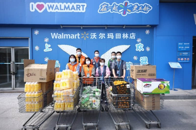 配图说明：沃尔玛中国在上海的山姆和大卖场试点余量食物定期捐赠
