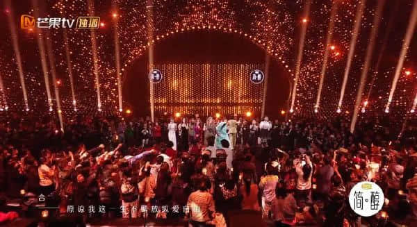 为什么连不会粤语的00后都爱唱《海阔天空》? 为什么连不会粤语的00后都爱唱《海阔天空》?