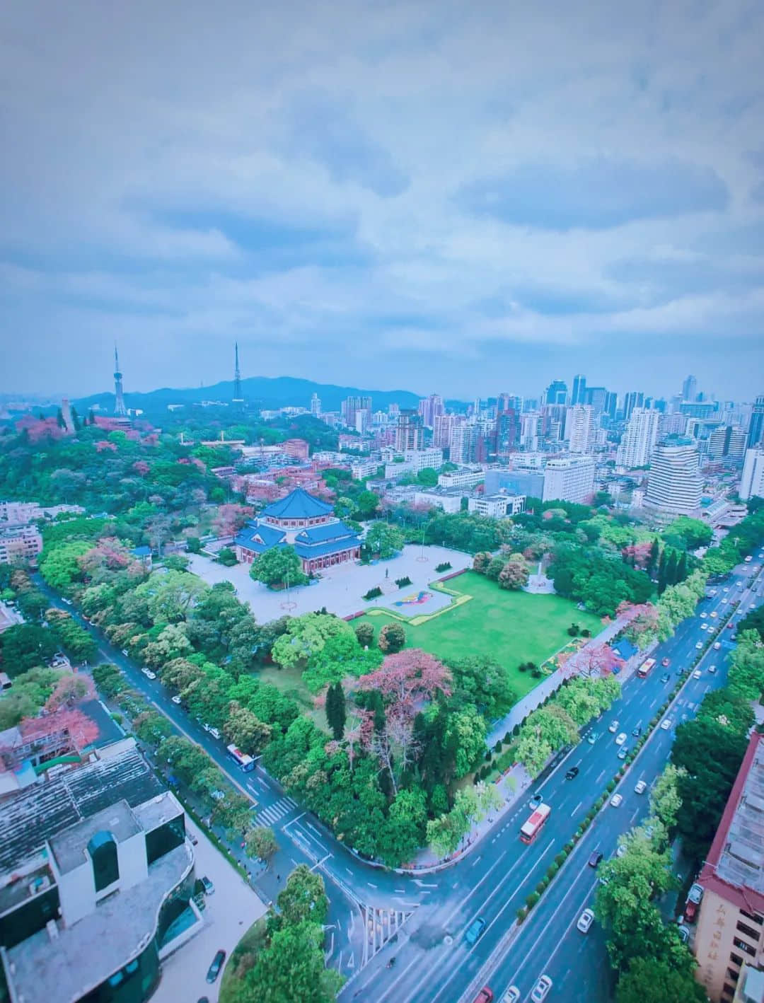 十赞英雄花，钩沉陈恭伊 || 李建辉