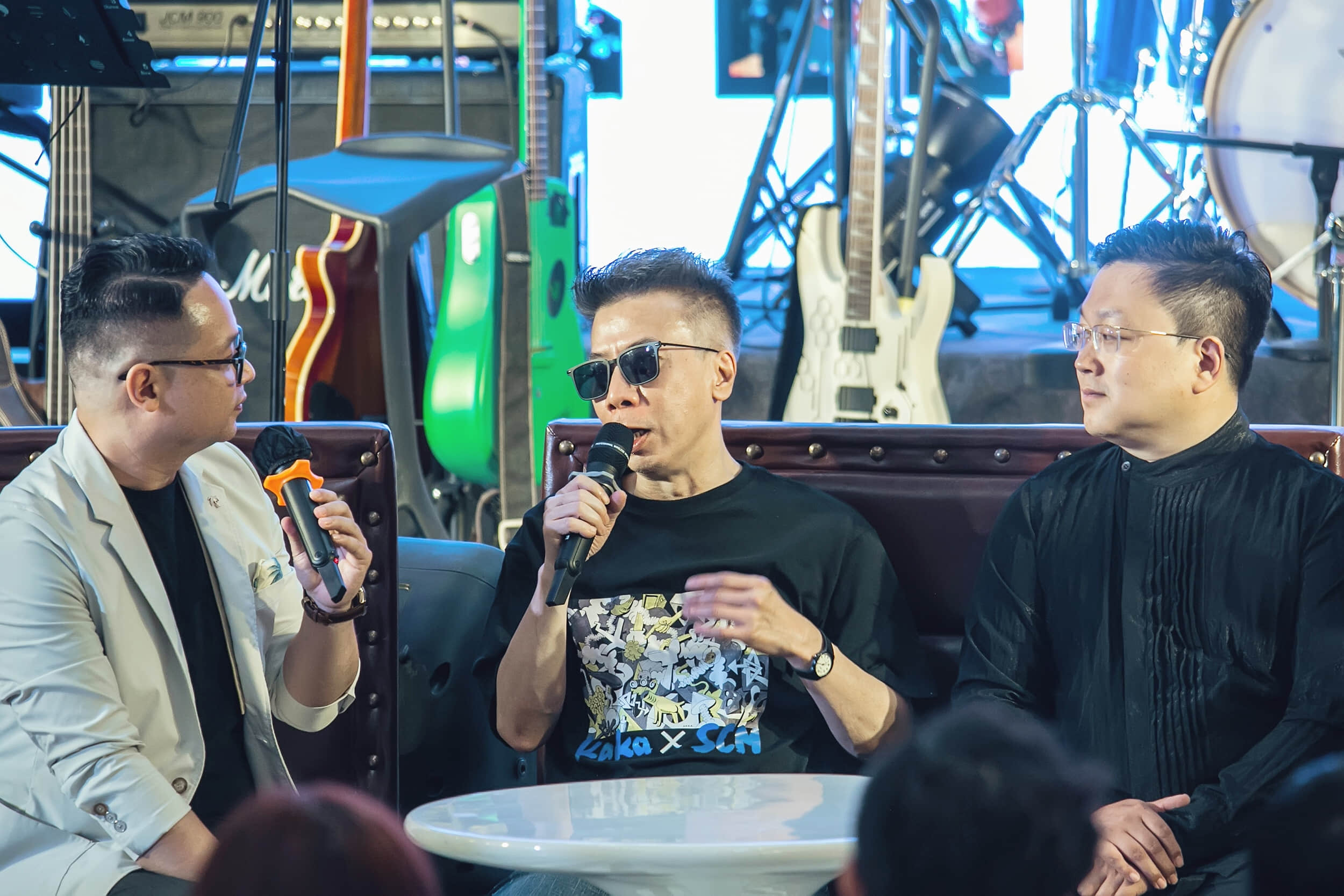 (左:主持人林伟栋,中:刘卓辉,右:崔轼玄)