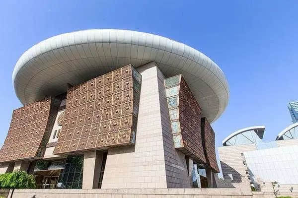 今时今日想去广东省博物馆,竟然还要找黄牛买票? 今时今日想去广东省博物馆,竟然还要找黄牛买票?