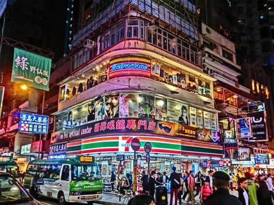 尖沙咀性感女郎跳窗事件，揭开香港风月场神秘面纱……