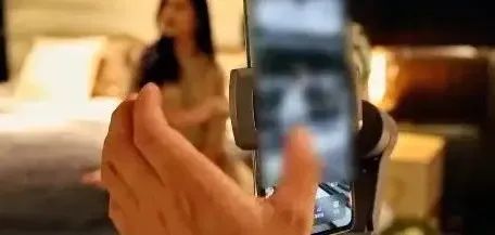 芳村某中学发生校园霸凌事件,谁来保护“少年的你”? 芳村某中学发生校园霸凌事件,谁来保护“少年的你”?