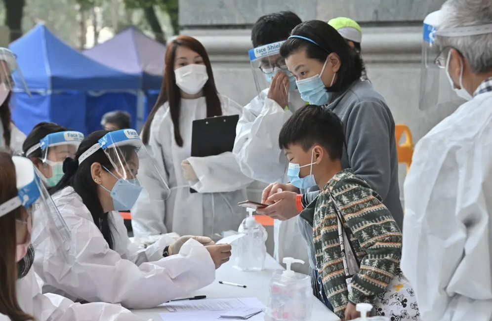 渐走出新冠阴霾的香港,能给抗疫中的广州带来什么启示? 渐走出新冠阴霾的香港,能给抗疫中的广州带来什么启示?