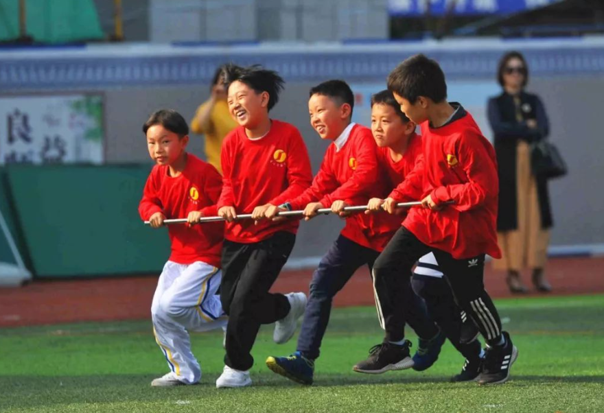 广州家长呼吁取消体育中考，问题不止出在“阳康”上……
