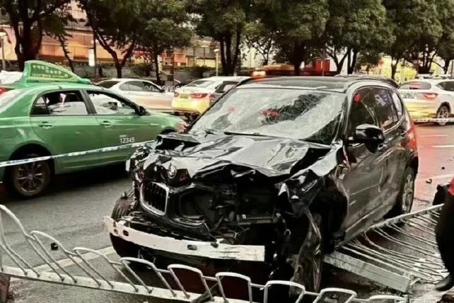 天河宝马男撞人事件:究竟是交通肇事,还是无差别杀人? 天河宝马男撞人事件:究竟是交通肇事,还是无差别杀人?