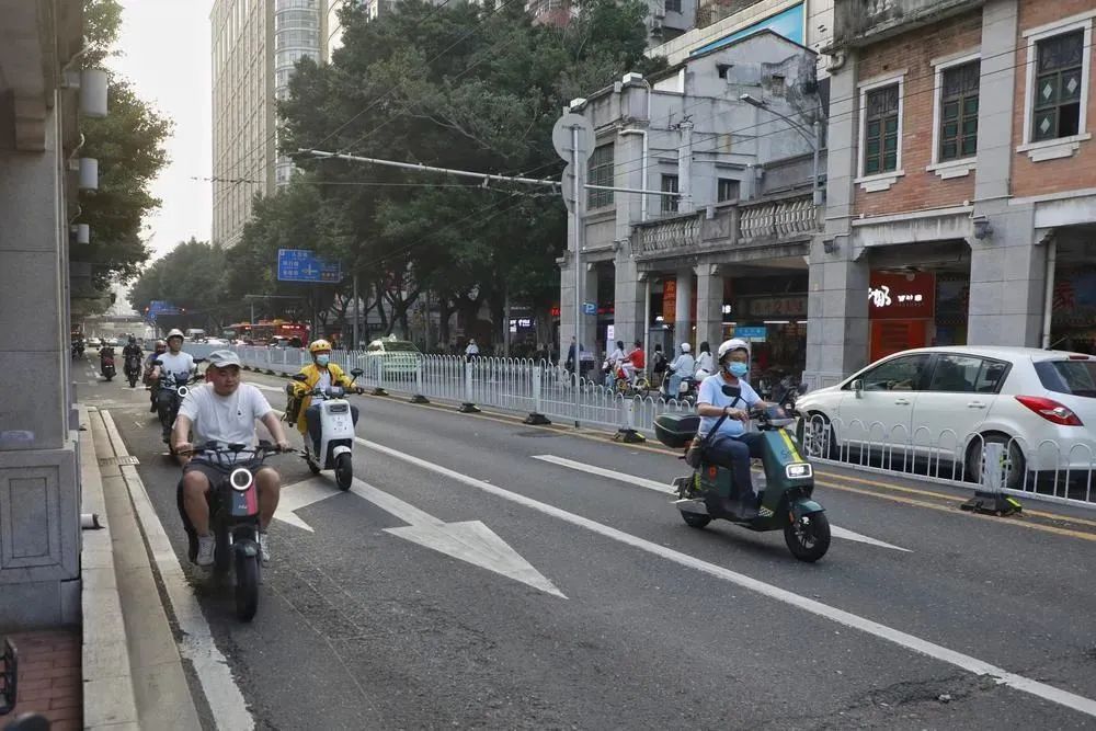 把“电鸡”列入机动车管理,能解围城死结吗? 把“电鸡”列入机动车管理,能解围城死结吗?