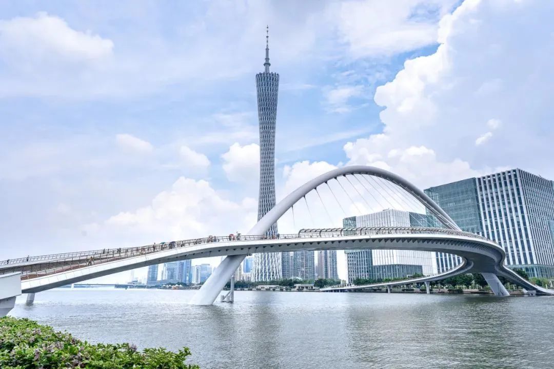韩国新地标被指抄广州塔,但广州塔也曾被指抄自日本…… 韩国新地标被指抄广州塔,但广州塔也曾被指抄自日本……
