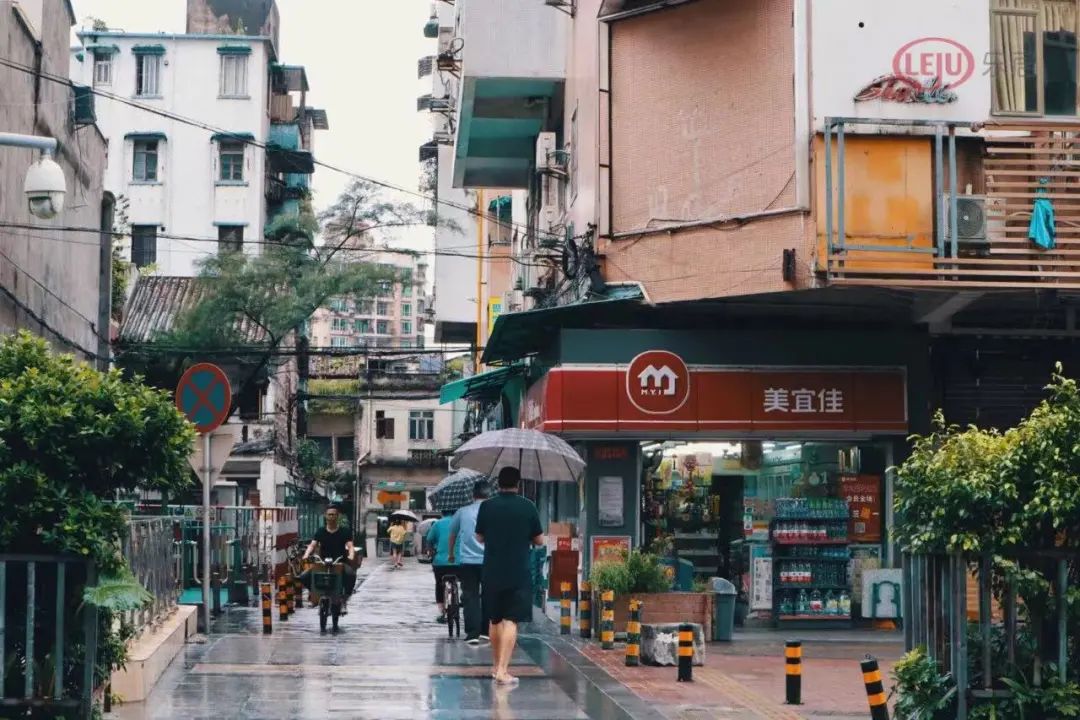 广州便利店遍地开花，士多终有一日会被取代吗？