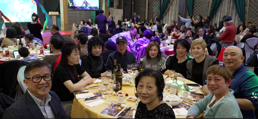 星星相识:加拿大广州同学会庆祝成立六周年 星星相识:加拿大广州同学会庆祝成立六周年